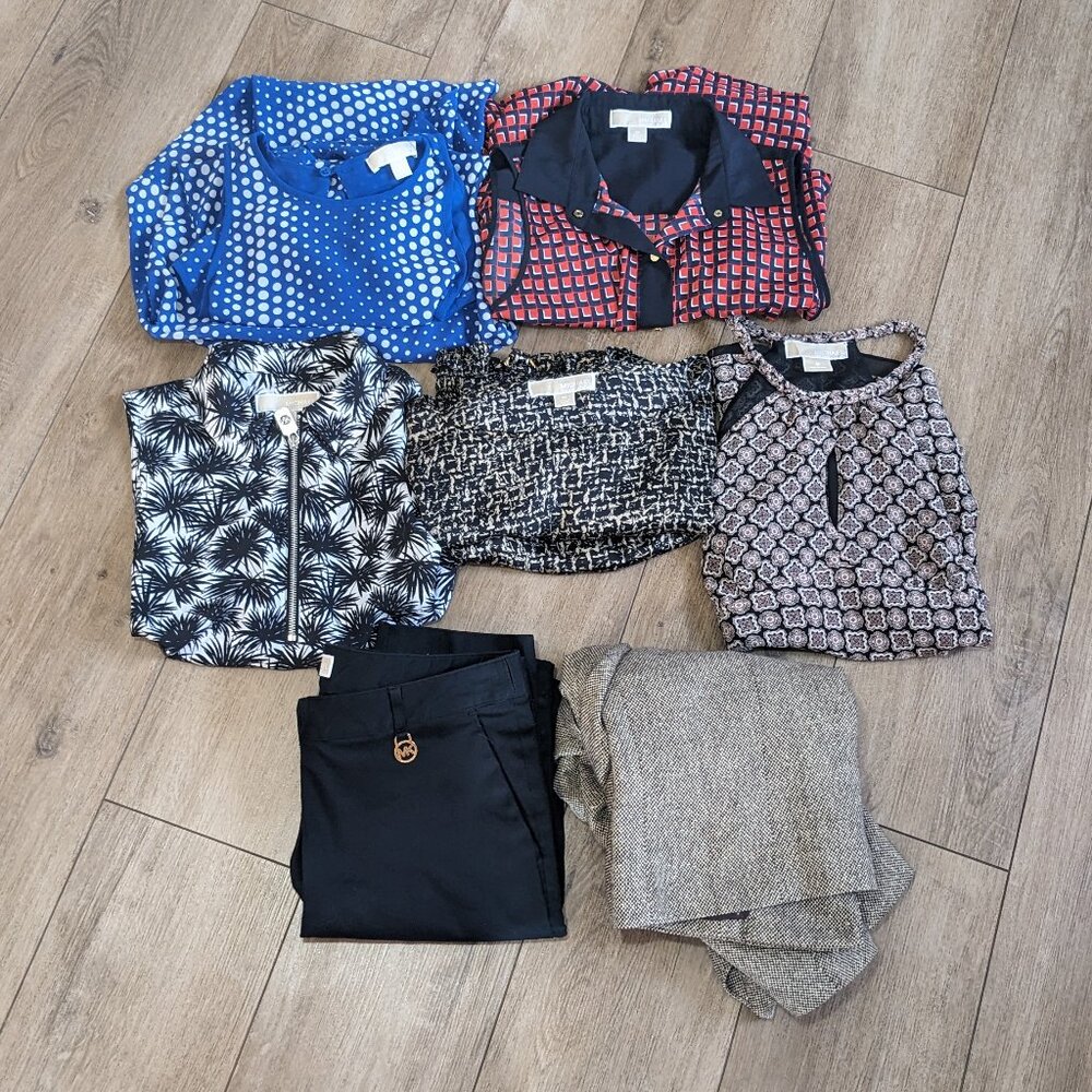 Lot of 7 Michael Kors Clothes Bundle Sizes 6,8, S, M For Reselling